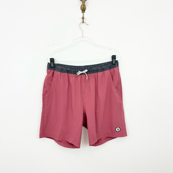 Vuori Kore Short Saltwater Red - Picture 2 of 6